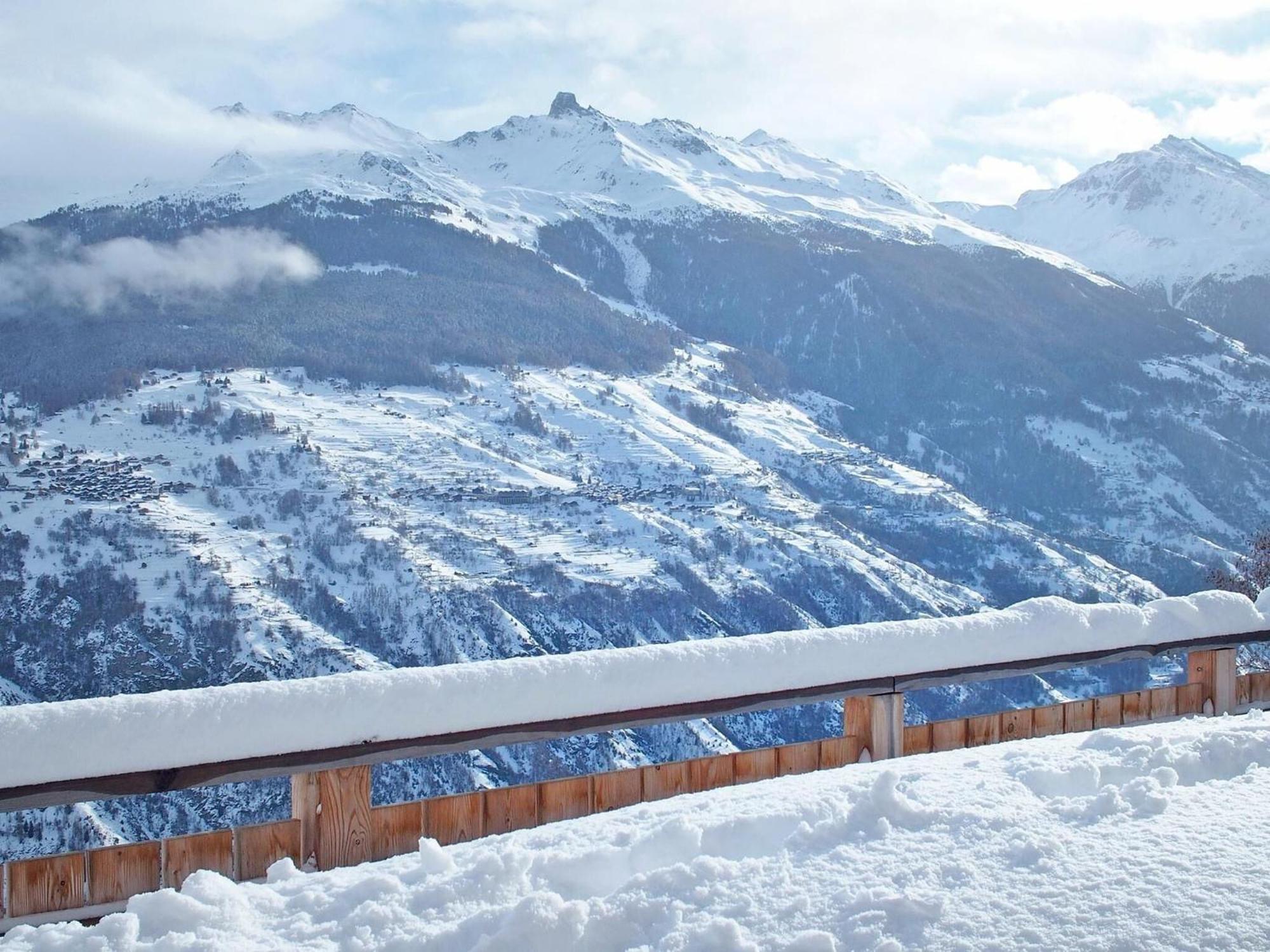 Mountain-View Chalet In Heremence With Terrace Exteriör bild